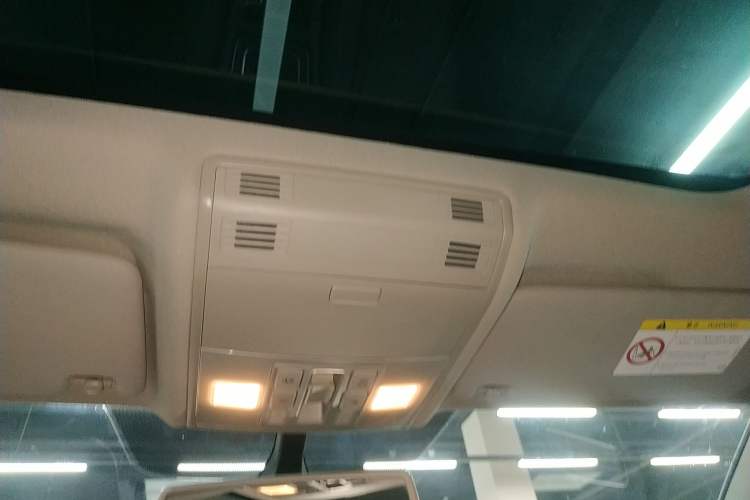 Used Volkswagen Golf 2015 1.4TSI Automatic Flagship Model
