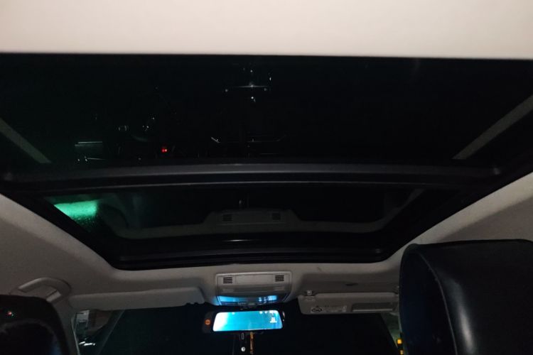 Used Volkswagen Magotan 2017 330TSI DSG Luxury Model
