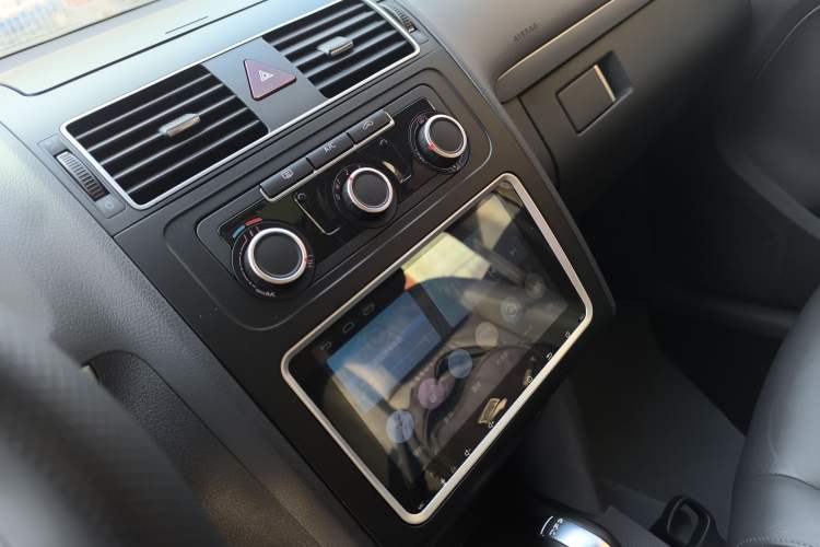 Used Volkswagen Touran 2015 1.4T DSG Comfort Edition 5 Seats
