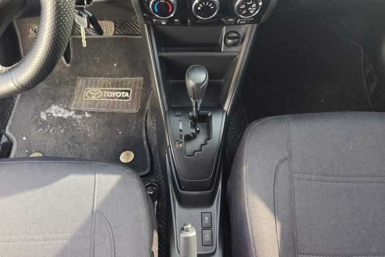 Used Toyota YARiS L 2021 X-Trail 1.5L CVT Leading Edition