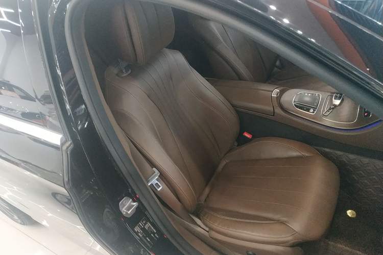 Used Mercedes-Benz E-Class 2019 E 300 L Stylish Model
