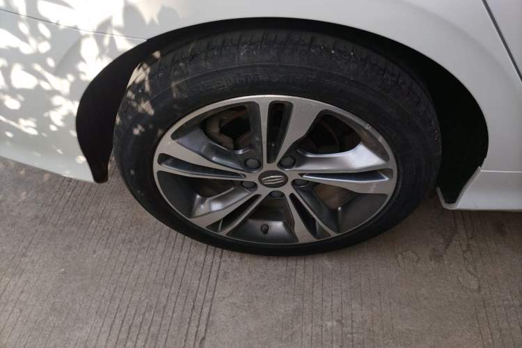 Used Geely Auto Binray 2018 14T CVT Binyi Edition
