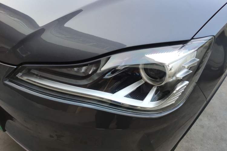 Used NETA V 2022 Chao 300 Lite Lithium Iron Phosphate
