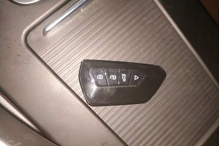 Used Geely Auto Emgrand X7 Sport 2022 1.8TD DCT Zhiya Trim