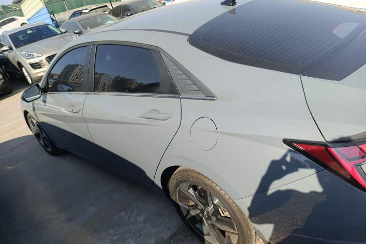 Used Hyundai Elantra 2021 240TGDi DCT LUX Prestige Edition
