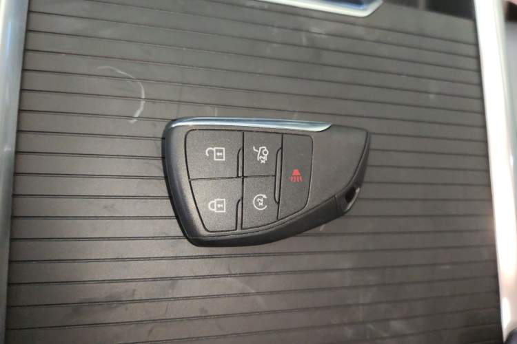 Used Buick LaCrosse 2025 28T Platinum Edition
