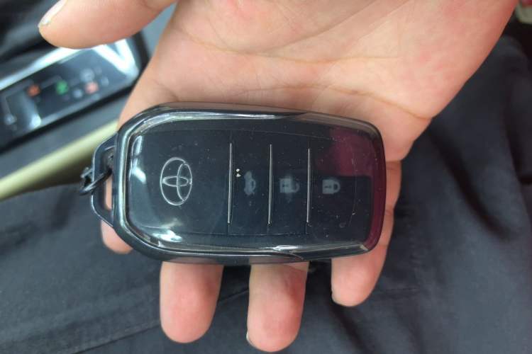 Used Toyota Highlander 2018 2.0T Four-Wheel Drive Elite Edition 7 Seats China VI Standard