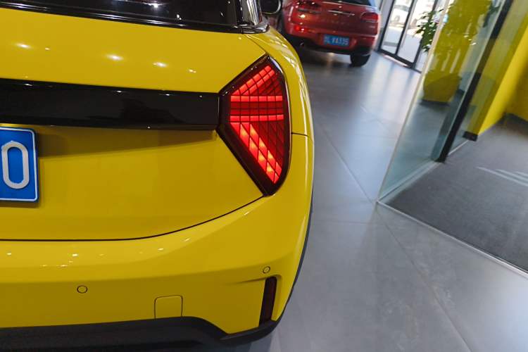 Used MINI MINI 2025 1.5T COOPER Classic Edition