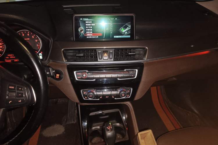 Used BMW X1 2018 xDrive20Li Luxury Model
