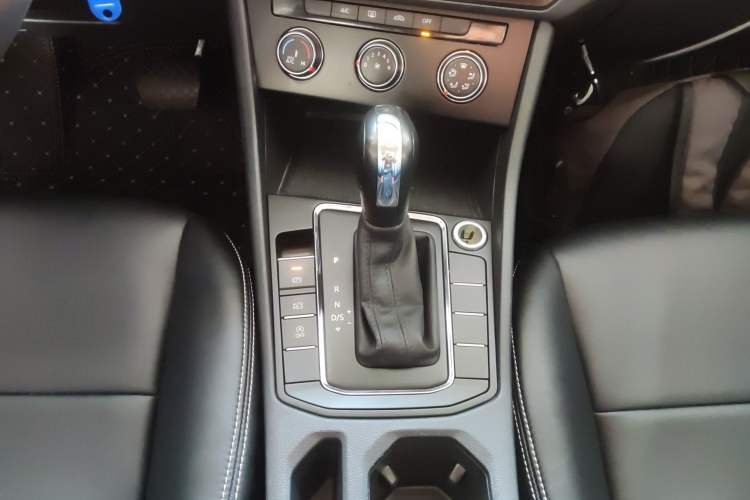 Used Volkswagen Bora 2021 1.5L Automatic Fashionable Smart Connectivity Version
