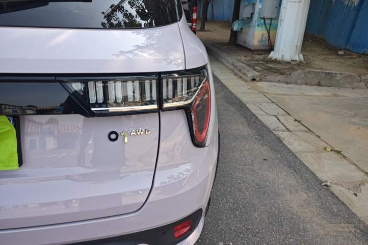 Used Lynk & Co 01 2019 2.0T Four-Wheel Drive Genie Pro Version China VI Standard
