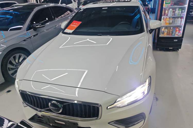 Used Volvo S60 2023 B4 Zhiyi Luxury Edition