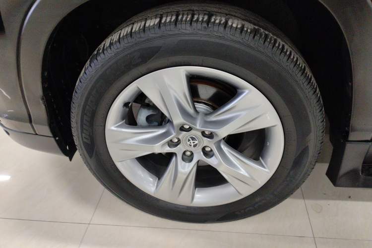 Used Toyota Highlander 2015 2.0T Four-Wheel Drive Luxury Edition 7-Seater
