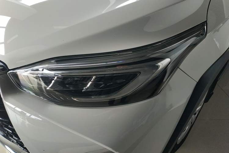 Used Toyota YARiS L 2021 X-Trail 1.5L CVT Leading Edition
