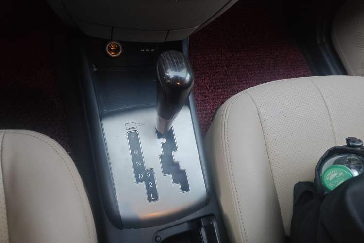 Used Hyundai Celesta 2015 1.6L Automatic Comfort Model
