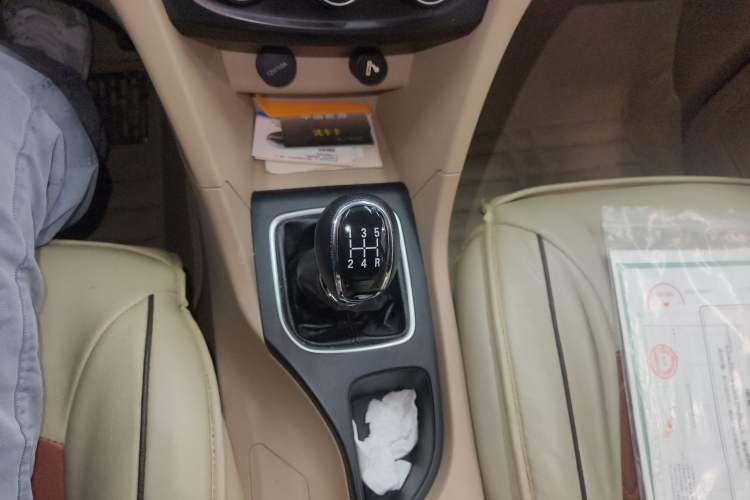 Used Baojun 730 2016 1.5L Manual Standard Version 5 Seats