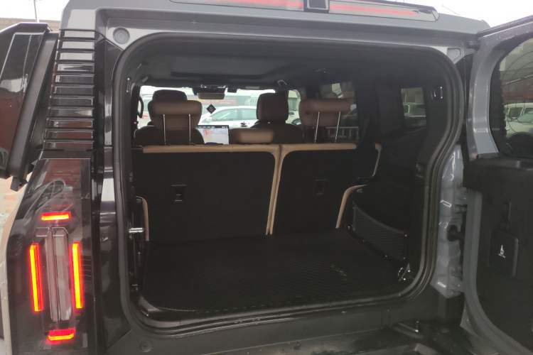 Used JETOUR Traveler 2023 2.0T All-Wheel Drive CrossPRO+