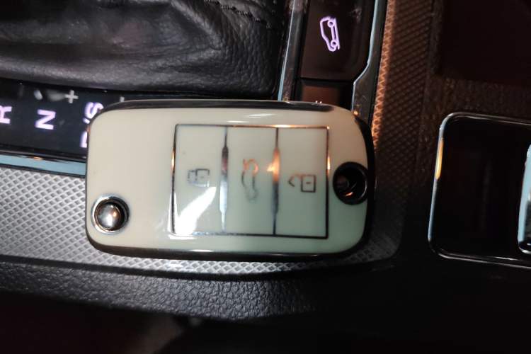 Used Roewe RX5 2020 20T Automatic 4G Connect Superior Flagship Edition
