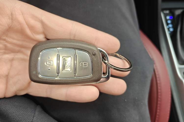 Used Hyundai Tucson 2018 1.6T Dual-Clutch Two-Wheel Drive 15th Anniversary Special Edition