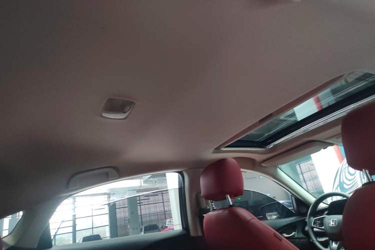 Used Honda Civic 2016 180TURBO CVT Comfort Version
