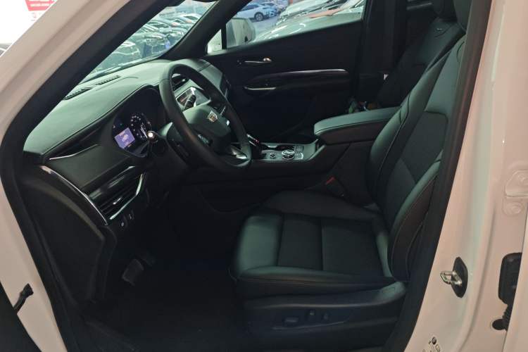 Used Cadillac XT4 2021 28T Two-Wheel Drive Tech Edition
