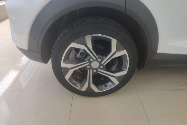 Used Lynk & Co 06 2023 Remix 1.5T Dynamic Halo