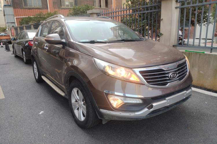 Used Kia Sportage R 2014 2.0L Automatic Two-Wheel Drive GLS Trim
