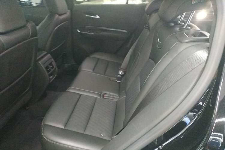 Used Cadillac XT4 2021 28T Two-Wheel Drive Tech Edition
