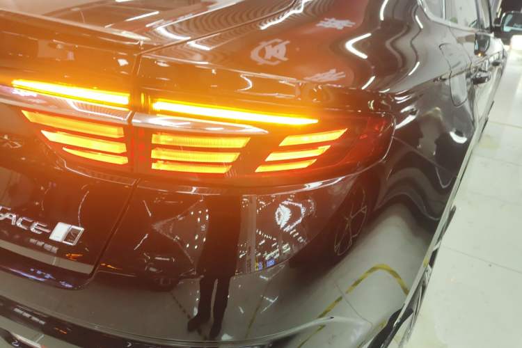 Used Geely Auto Preface 2025 Dongfang Yao 1.5TD Kunlun Edition
