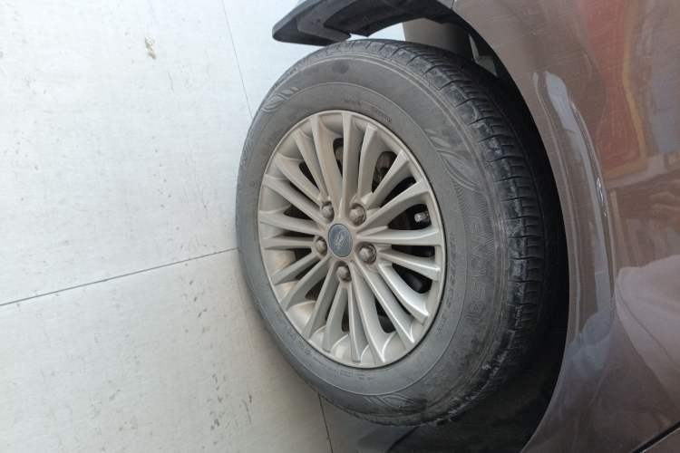 Used Ford Escort 2015 1.5L Automatic Comfort Model
