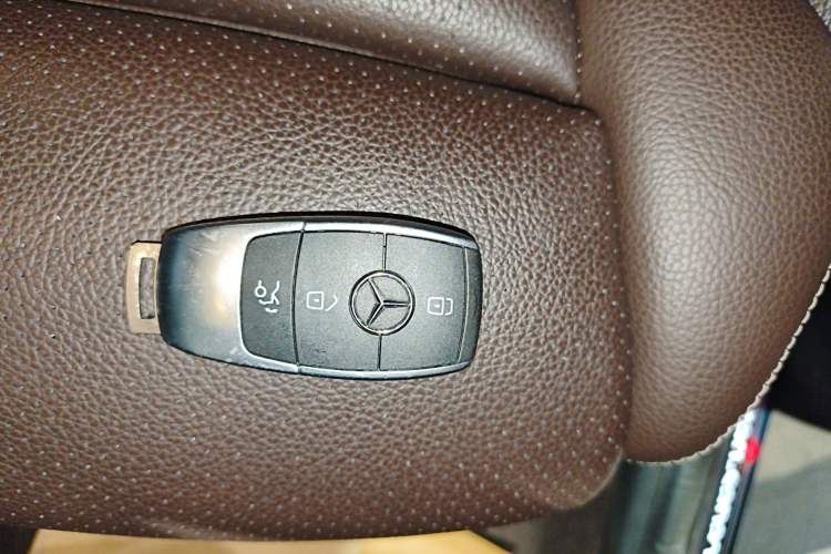 Used Mercedes-Benz GLC 2021 GLC 260 L 4MATIC Luxury Model