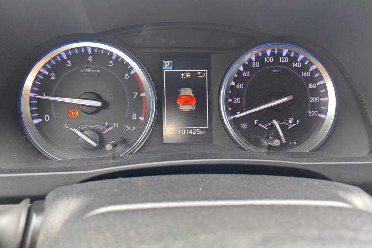 Used Toyota Highlander 2018 2.0T Four-Wheel Drive Luxury Version 7 Seats China VI Standard
