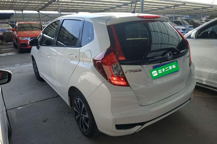 Used Honda Fit 2018 1.5L Manual Comfort Edition