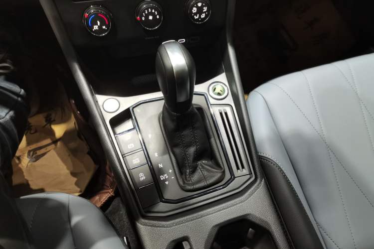 Used Volkswagen Lavida 2024 1.5L Automatic 5 Million Edition
