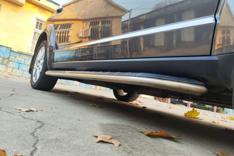 Used Dodge Journey 2013 2.4L Two-Wheel Drive Luxury Version