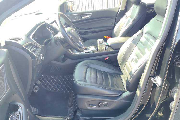 Used Ford Edge 2018 EcoBoost 245 Two-Wheel-Drive Titanium 7-Seater China V Standard
