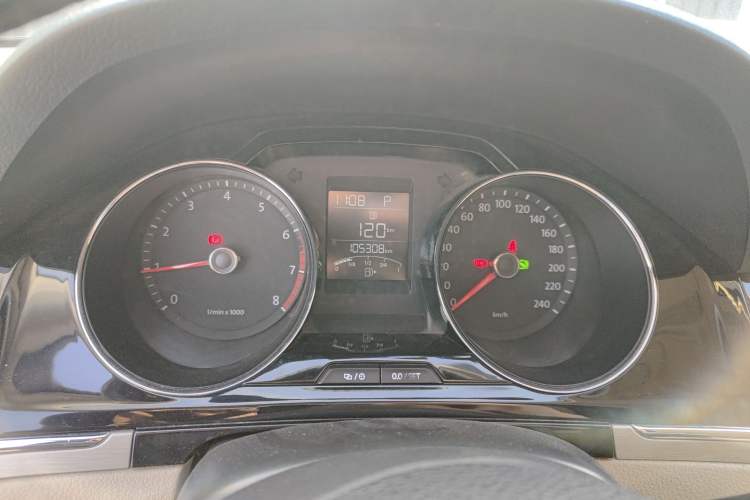 Used Volkswagen Bora 2014 1.6L Automatic Comfort Model
