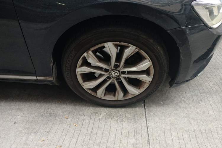 Used Volkswagen Magotan 2017 330TSI DSG Luxury Model
