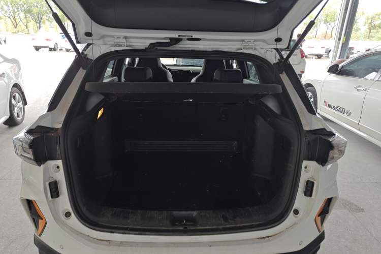 Used Dongfeng Aeolus Yixuan GS 2023 Mach Edition 1.5T Automatic LeKu Version
