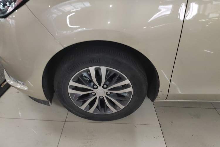 Used Buick GL8 2021 ES Landtrek 653T Comfort Edition
