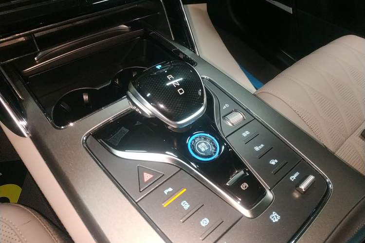 Used BYD Tang New Energy 2025 DM-i 115KM Prestige Model
