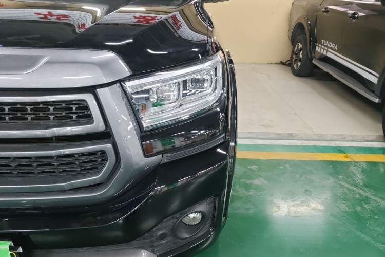 Used Great Wall Poer 2024 2.4T Passenger Version Automatic Diesel 4x4 Comfort Trim