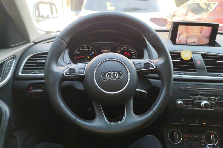 Used Audi Q3 2018 30th Anniversary Edition 30 TFSI Fashion Model
