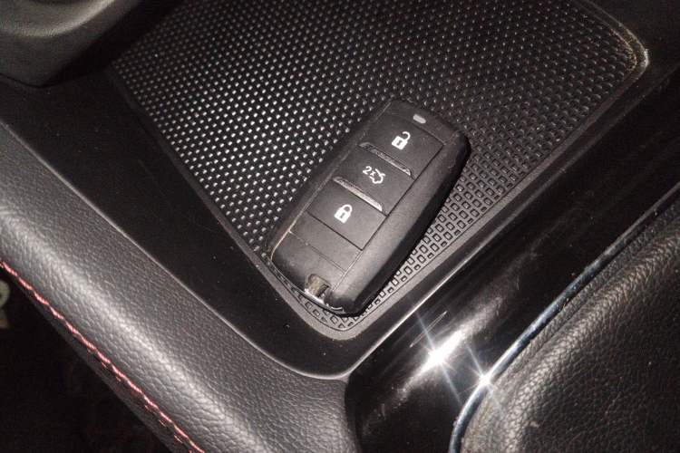 Used Oshan A800 2018 1.6L Manual Smart Network Model