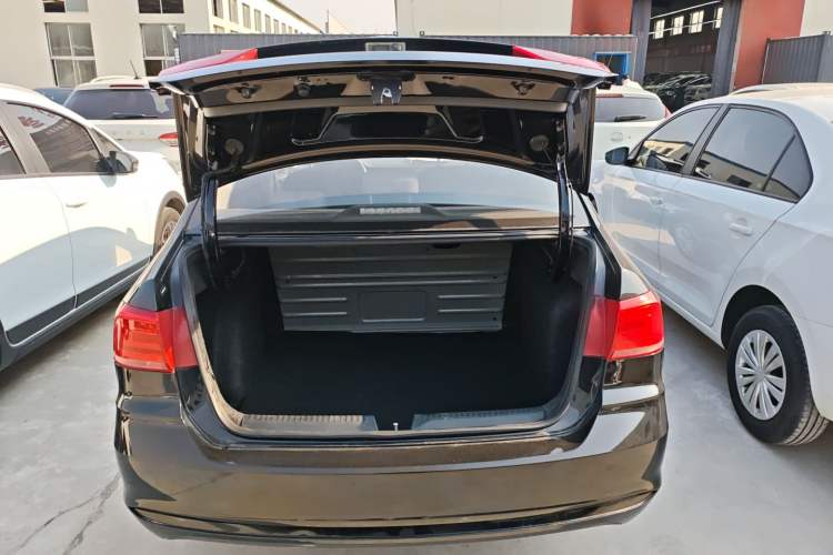 Used Volkswagen Santana 2021 1.5L Automatic Fashion Edition
