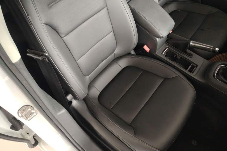 Used Volkswagen Sagitar 2018 1.6L Manual Comfort Model