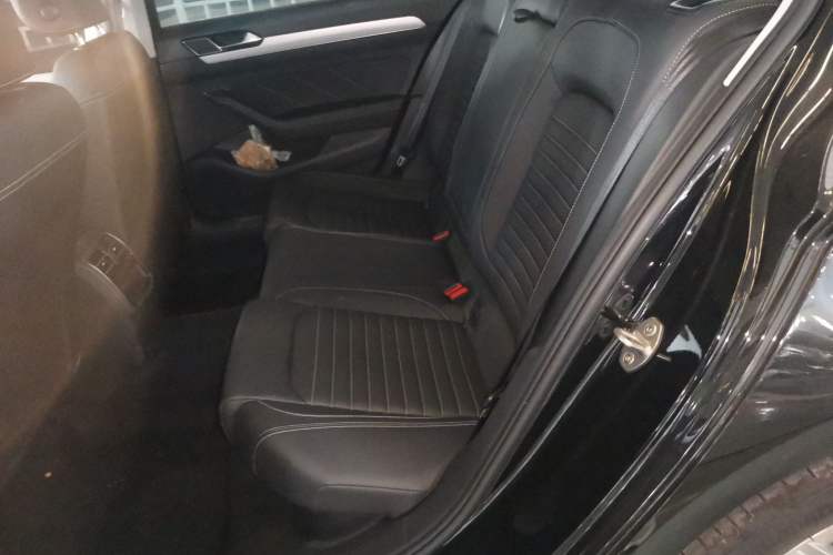 Used Volkswagen Magotan 2025 Zhongxiang Version 280TSI DSG Comfort Edition