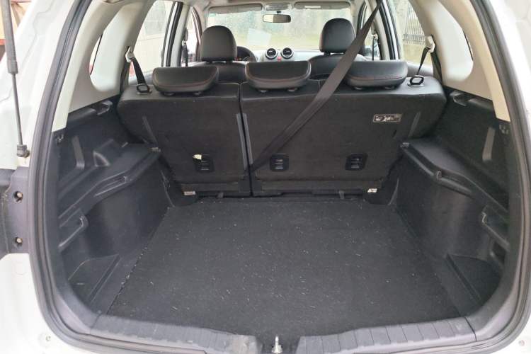 Used Haval H6 2016 Upgraded Model 1.5T Manual Two-Wheel Drive Elite Version
