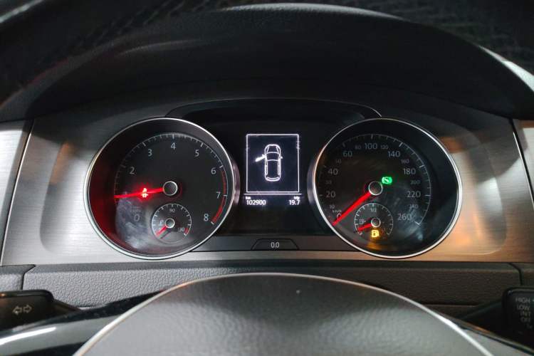 Used Volkswagen Golf 2016 1.6L Automatic Comfort Model
