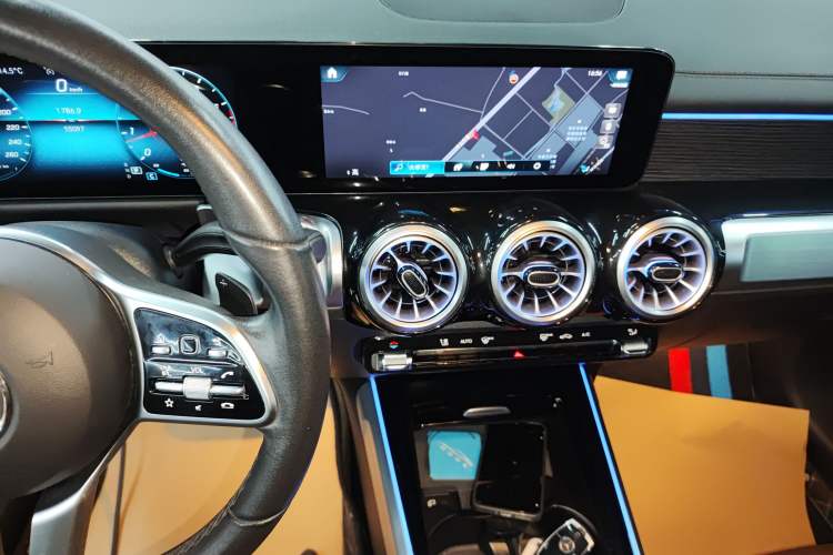 Used Mercedes-Benz GLB 2022 GLB 220 4MATIC
